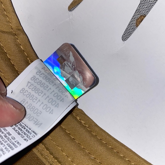 Mens TNF Snap back Cap - Picture 4 of 5